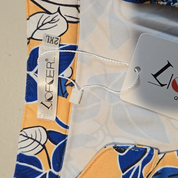 Womens Liofoer tank top, size 2X, NWT - Picture 5 of 7